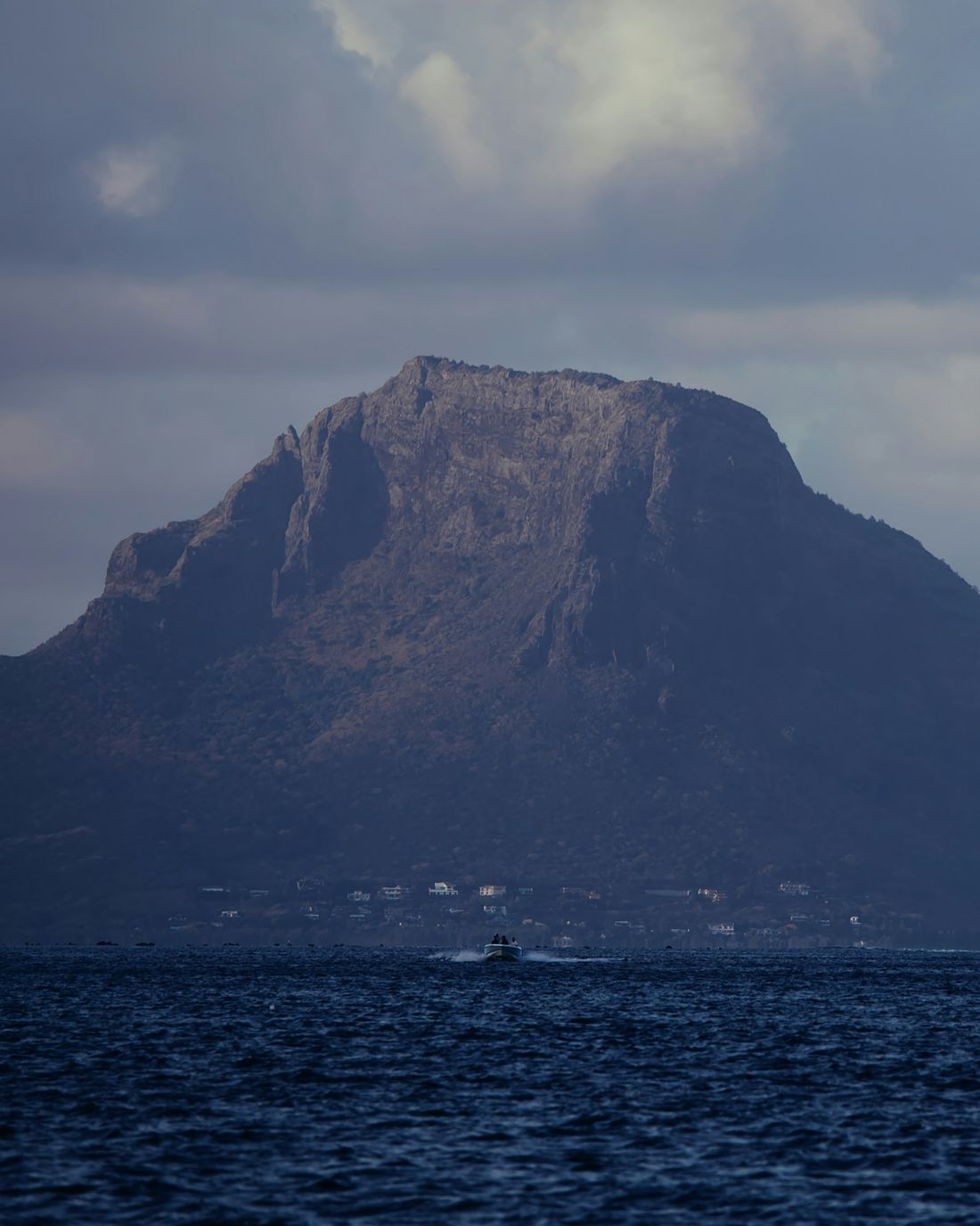 Le Morne hegyének sziklafala